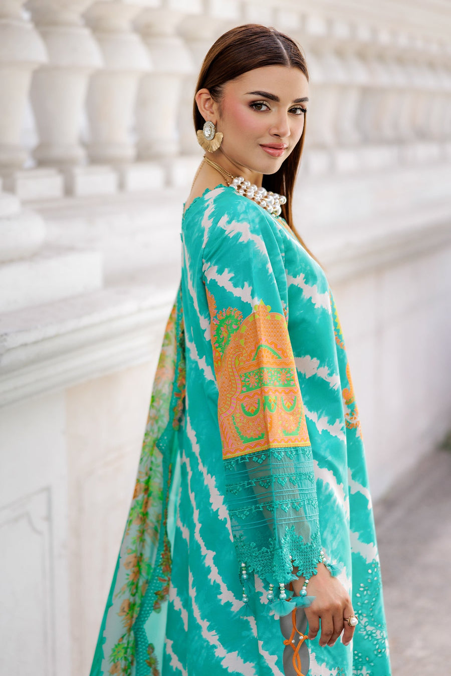 Charizma Aghaz e Nou Vol-02 Embroidered Lawn Unstitched 3Pc Suit AG6-07