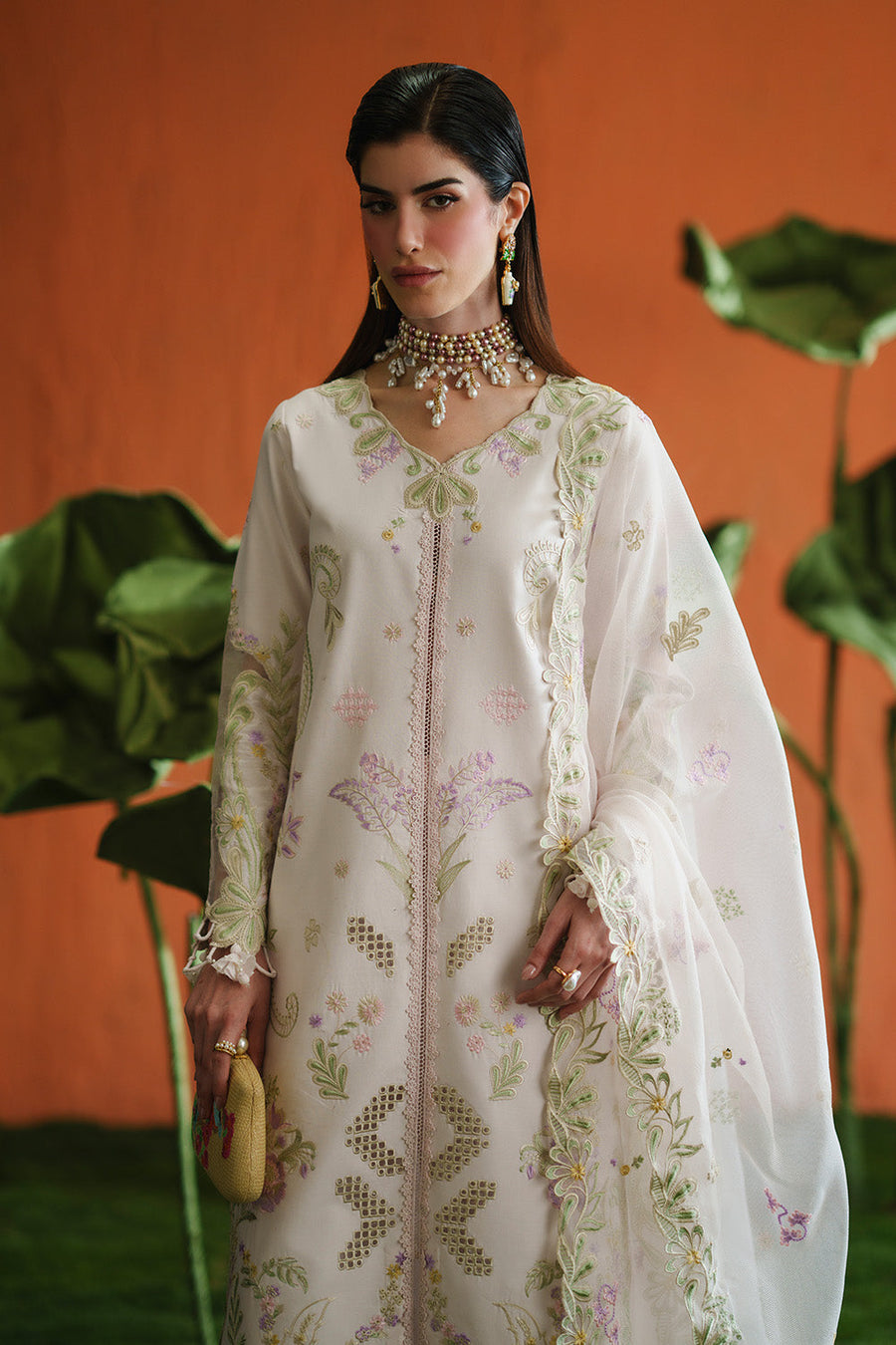 Zariya Zaira Embroidered Luxury Lawn Unstitched 3Pc Suit ZB6S102 AIRA