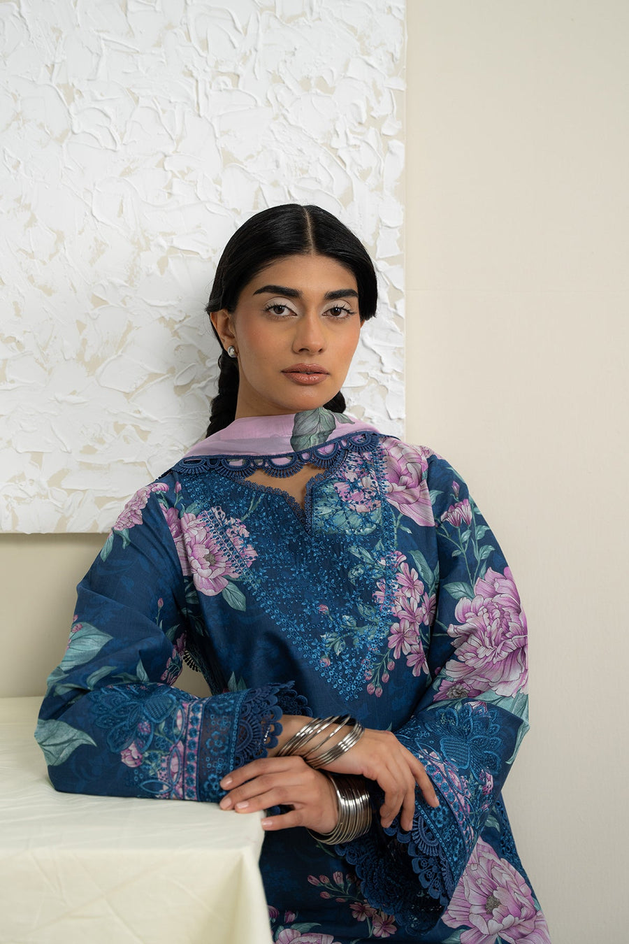 Ayzel The Bare Minimu Embroidered Lawn Unstitched 3Pc Suit AL-25-V8-04 LUSHPETAL