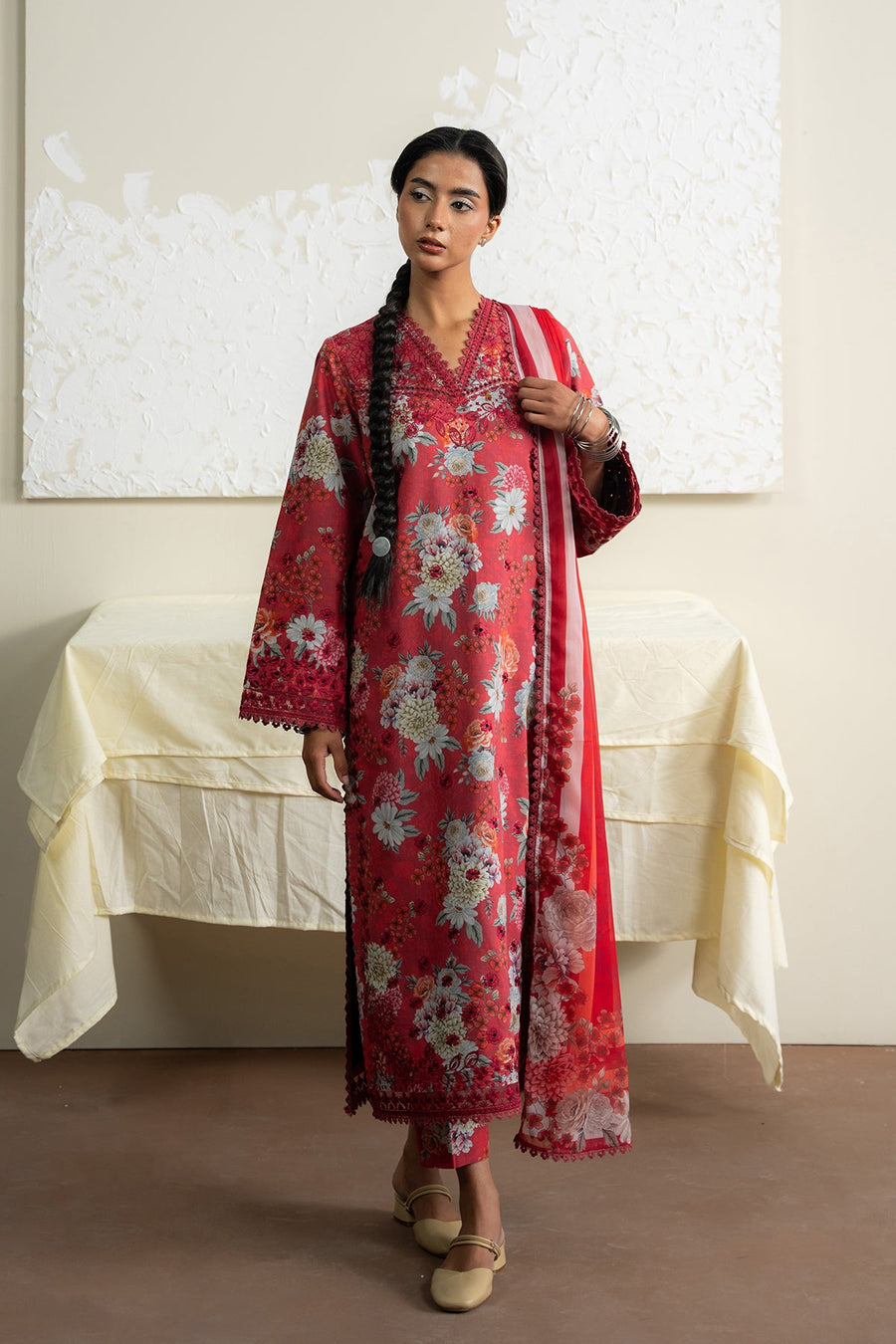 Ayzel The Bare Minimu Embroidered Lawn Unstitched 3Pc Suit AL-25-V8-07 HONEYROSE