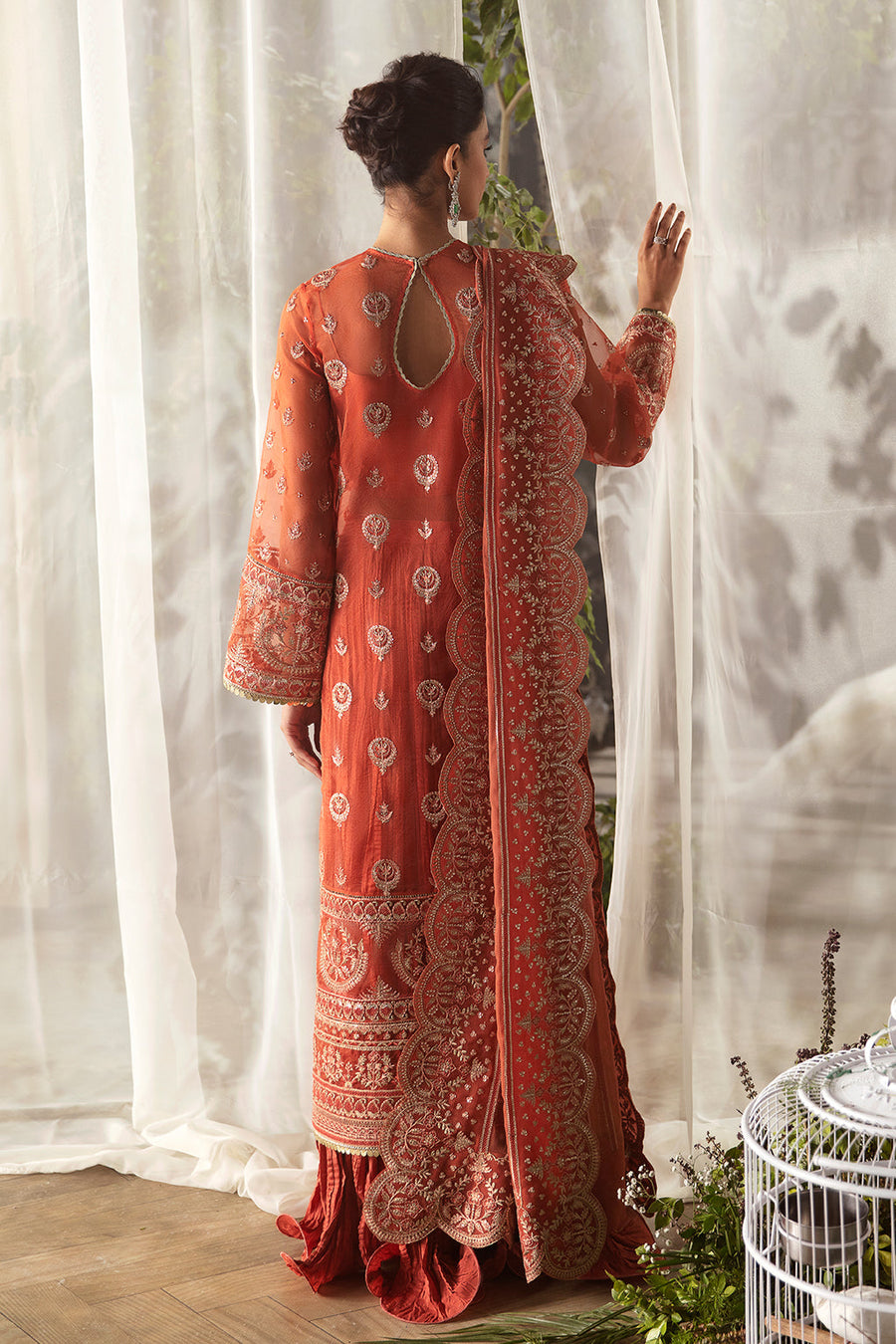 Afrozeh La Fuchsia Embroidered Organza Unstitched 3Pc Suit ALF-10 Sierra