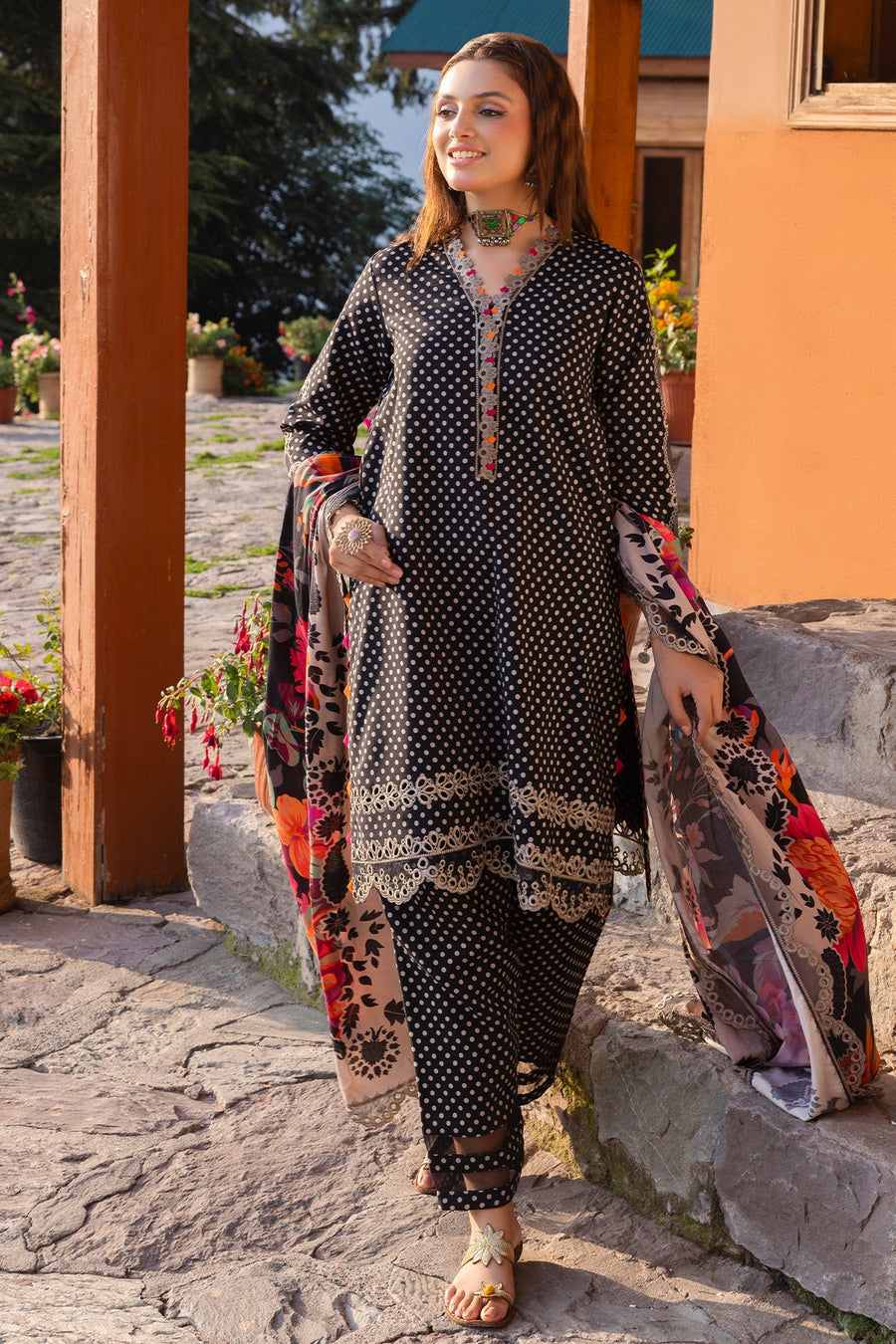 Aniq by Charizma Embroidered Staple Linen Unstitched 3Pc Suit ANW4-01