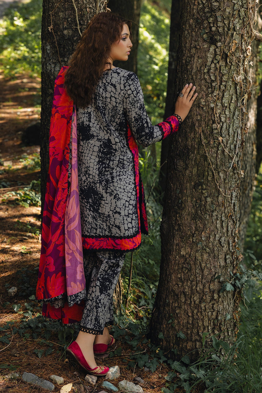 Aniq by Charizma Embroidered Staple Linen Unstitched 3Pc Suit ANW4-08