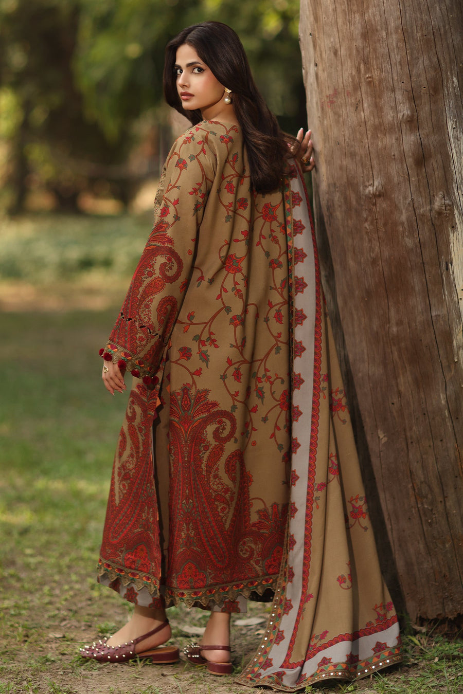 Charizma Aniq Vol-02 Embroidered Linen Unstitched 3Pc Suit ANW6-15