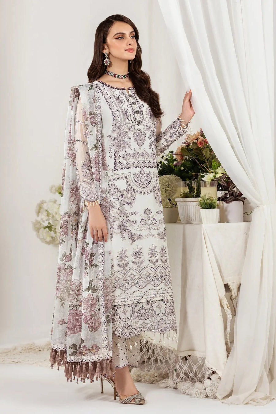 AF-DHG-5026-Apsara Dhaagay V03