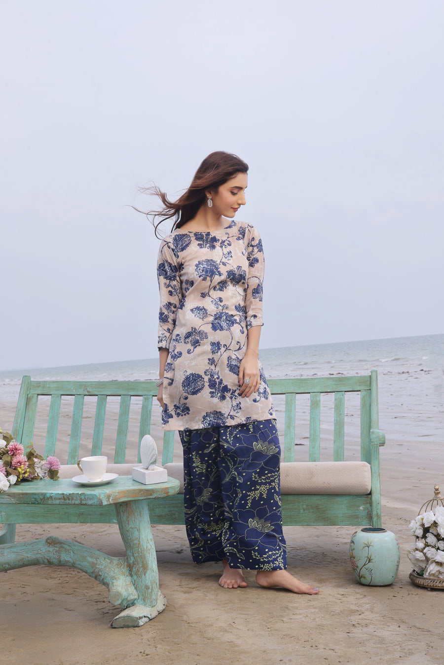 Feathers Whisper Winds Unstitched Printed Lawn 2Pc Suit AQUIN-FT501
