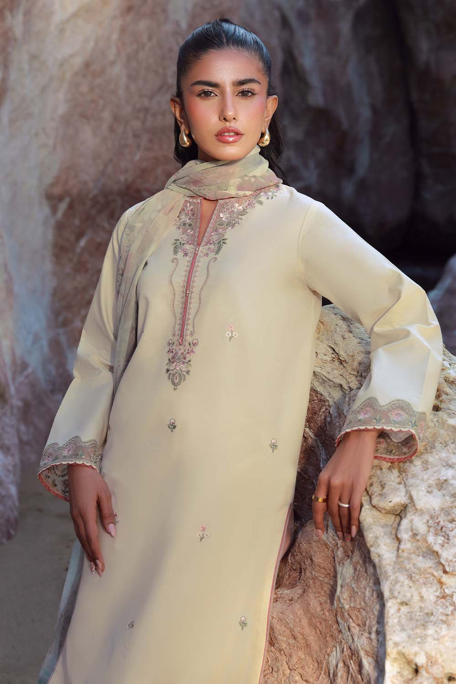 Seran Afsanah Embroidered Lawn Unstitched 3Pc Suit D-14 AYLIN