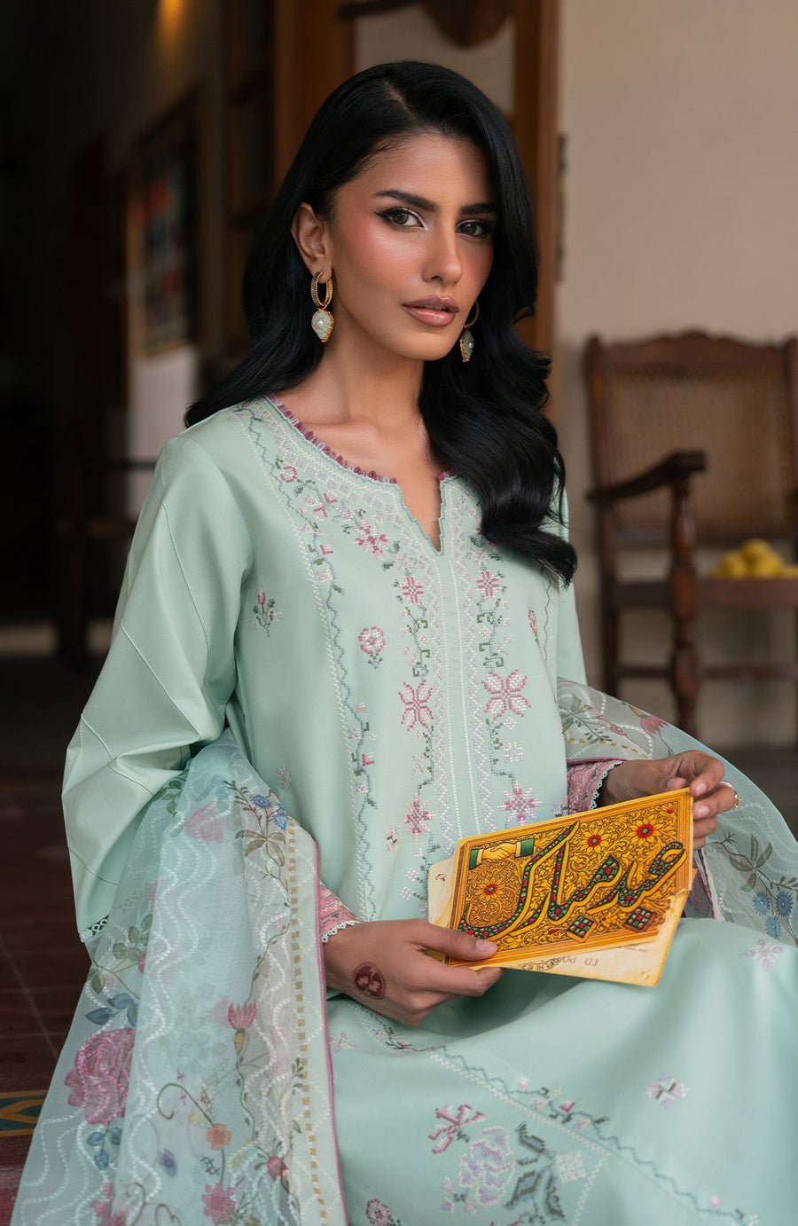 Seran Lamhay Embroidered Lawn Unstitched 3Pc Suit D-08 ABEER