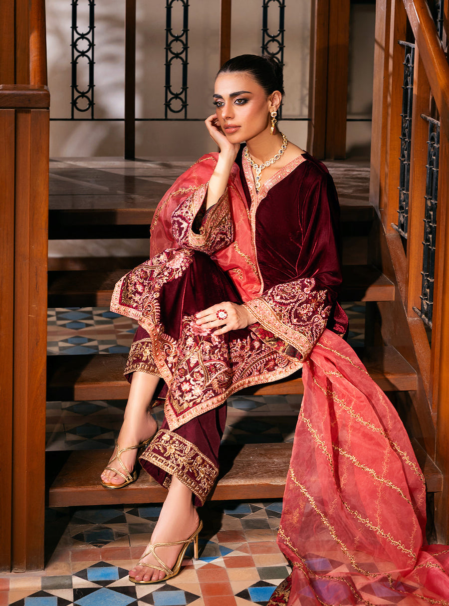 Zainab Chottani Embroidered Velvet Unstitched 3Pc Suit - Aima