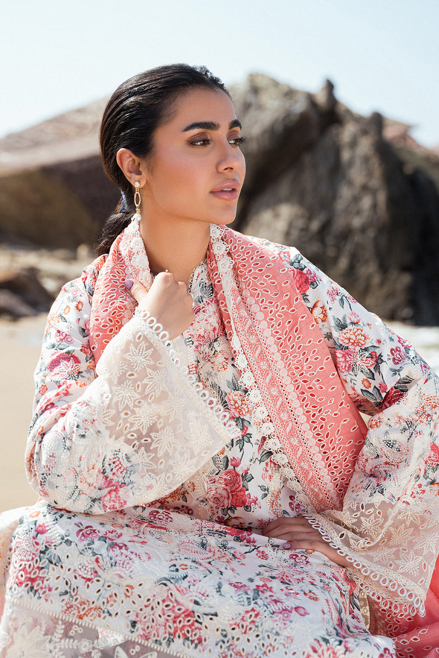 Afrozeh Summer Together Embroidered Lawn Unstitched 3Pc Suit - Gardenia