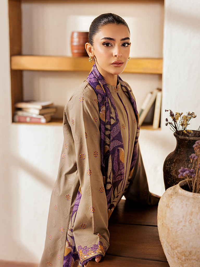 RajBari Amari Embroidered Lawn Jacquard Unstitched 3Pc Suit D-07