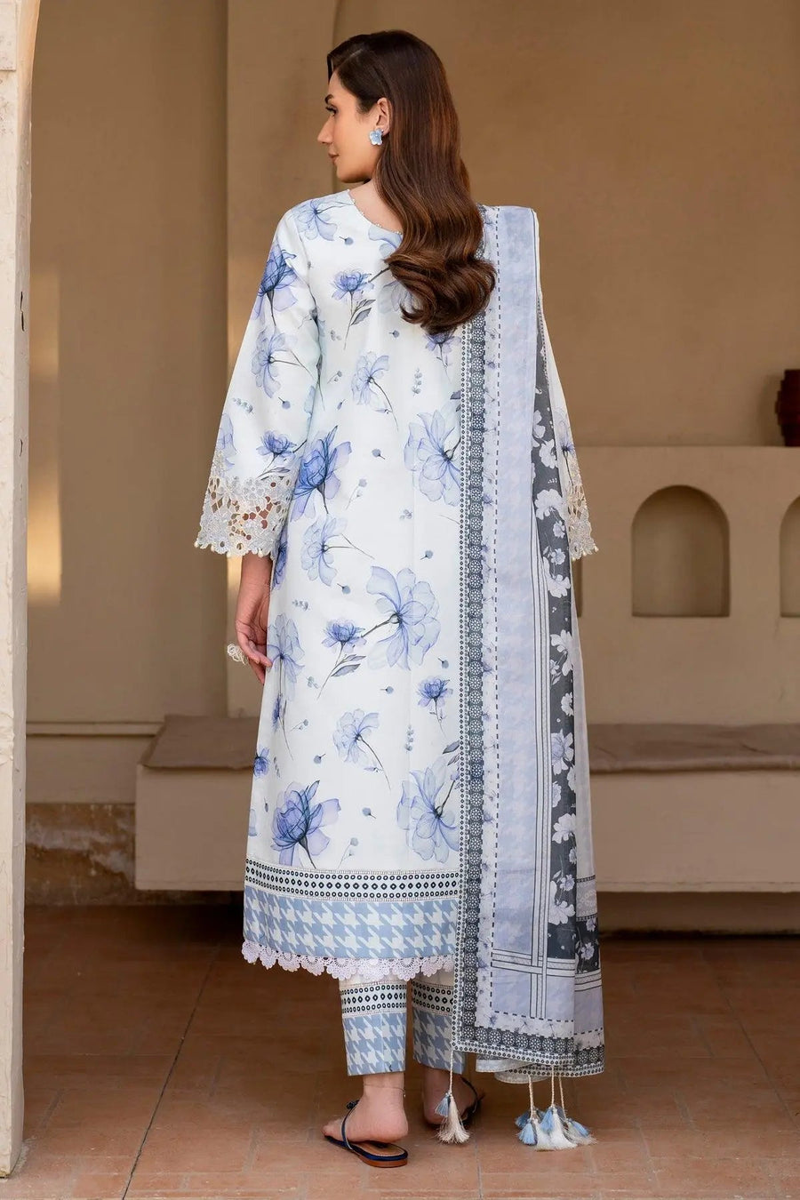 AF-EPL-7024-Arbor Embroidered Printed Lawn