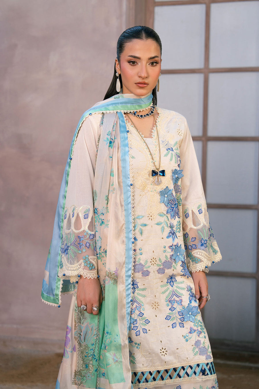 Zivah Apparel Bloom Haven Ready to Wear Luxury Lawn 3Pc Suit - Avenor