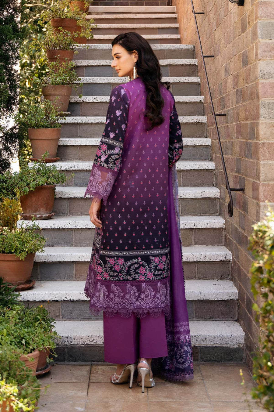 Afrozeh Damask The Holiday Unstitched Lawn 3Pc Suit AL-25-V2-10A AZRINA