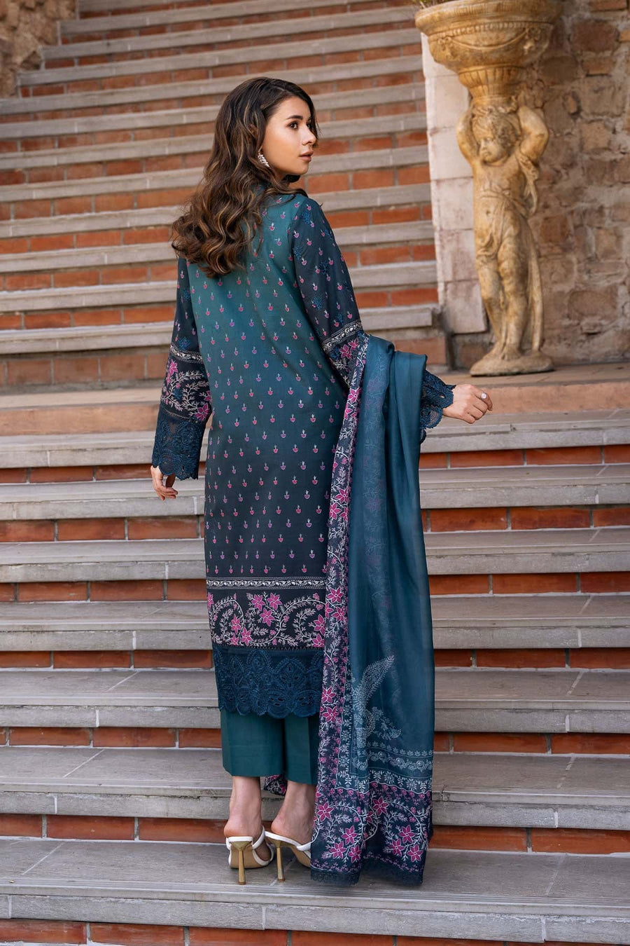Afrozeh Damask The Holiday Unstitched Lawn 3Pc Suit AL-25-V2-10B AZRINA
