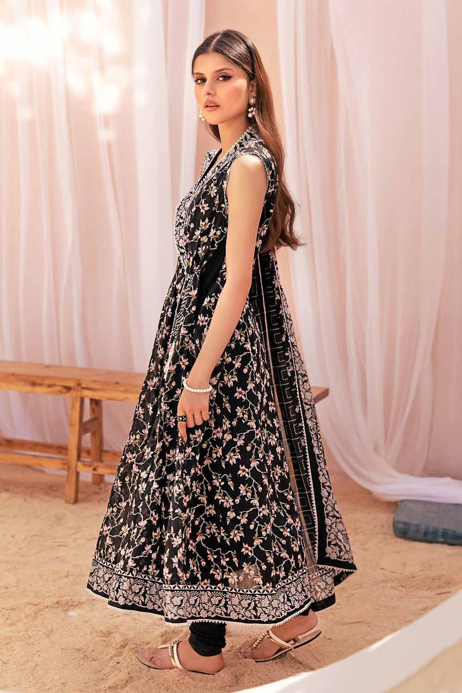 Gul Ahmed Black & White Printed Lawn Unstitched 3Pc Suit B-32037