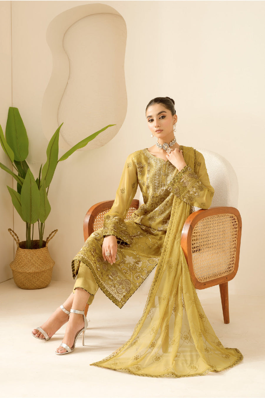 Ramsha Sonehri Embroidered Luxury Chiffon Unstitched 3Pc Suit BB-108