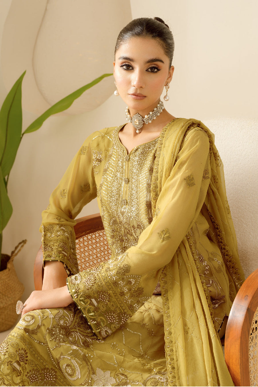Ramsha Sonehri Embroidered Luxury Chiffon Unstitched 3Pc Suit BB-108
