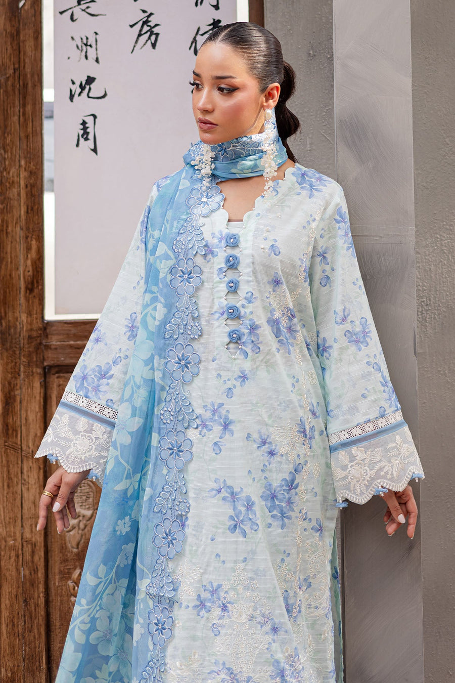 NUREH Bloom Embroidered Luxury Lawn Unstitched 3Pc Suit BL-09
