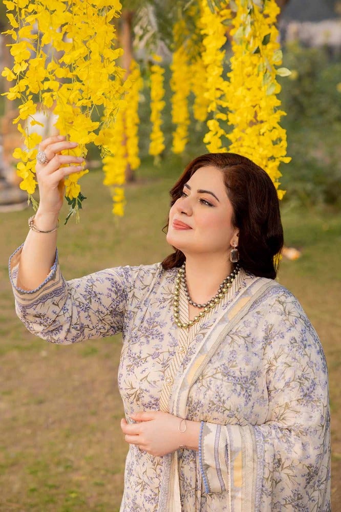 Gul Ahmed Mothers Printed Lawn Unstitched 3Pc Suit BM-42014