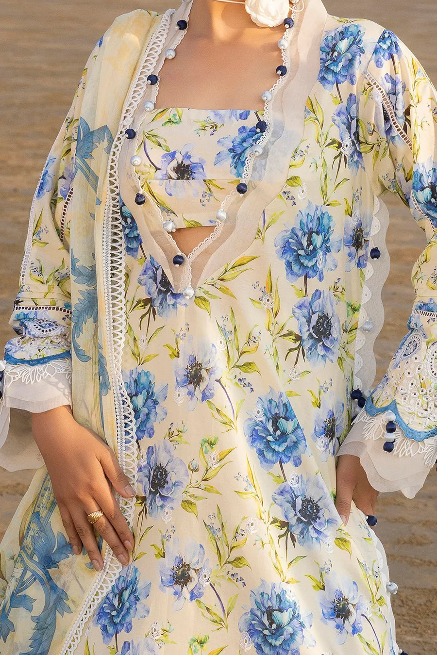 Gul Ahmed New Season Embroidered Lawn Unstitched 3Pc Suit BM-42036