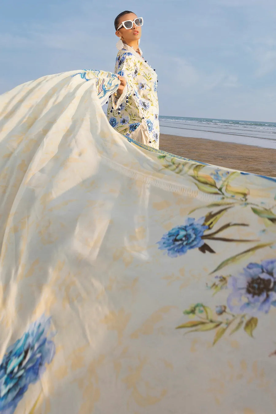 Gul Ahmed New Season Embroidered Lawn Unstitched 3Pc Suit BM-42036