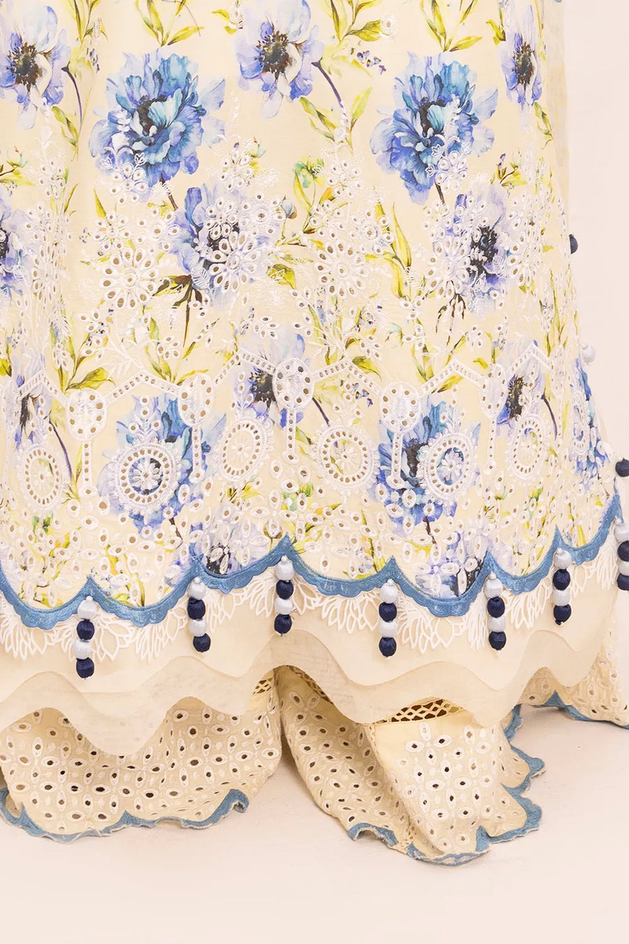 Gul Ahmed New Season Embroidered Lawn Unstitched 3Pc Suit BM-42036