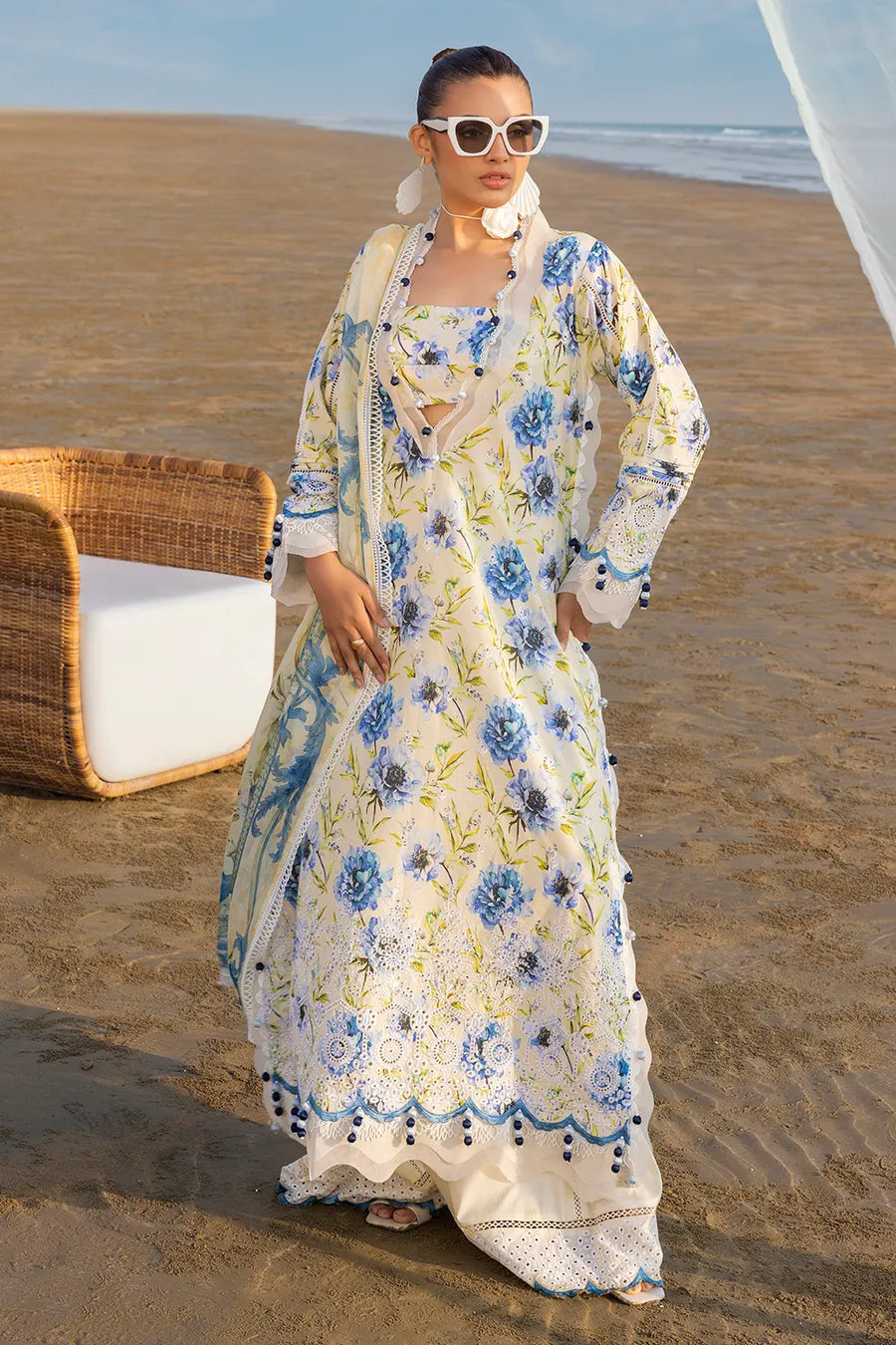 Gul Ahmed New Season Embroidered Lawn Unstitched 3Pc Suit BM-42036