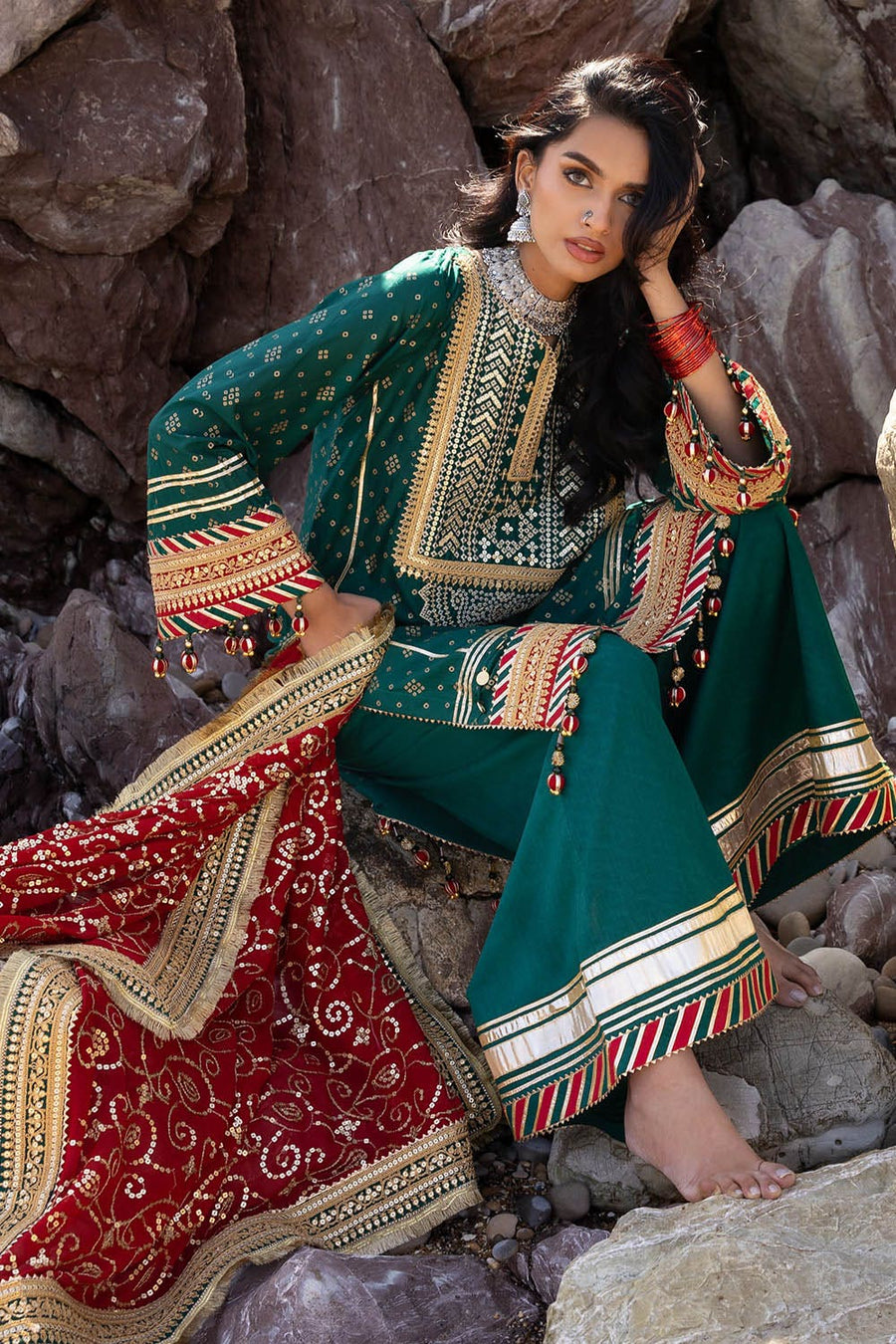 Gul Ahmed Chunri Embroidered Lawn Unstitched 3Pc Suit BM-52024
