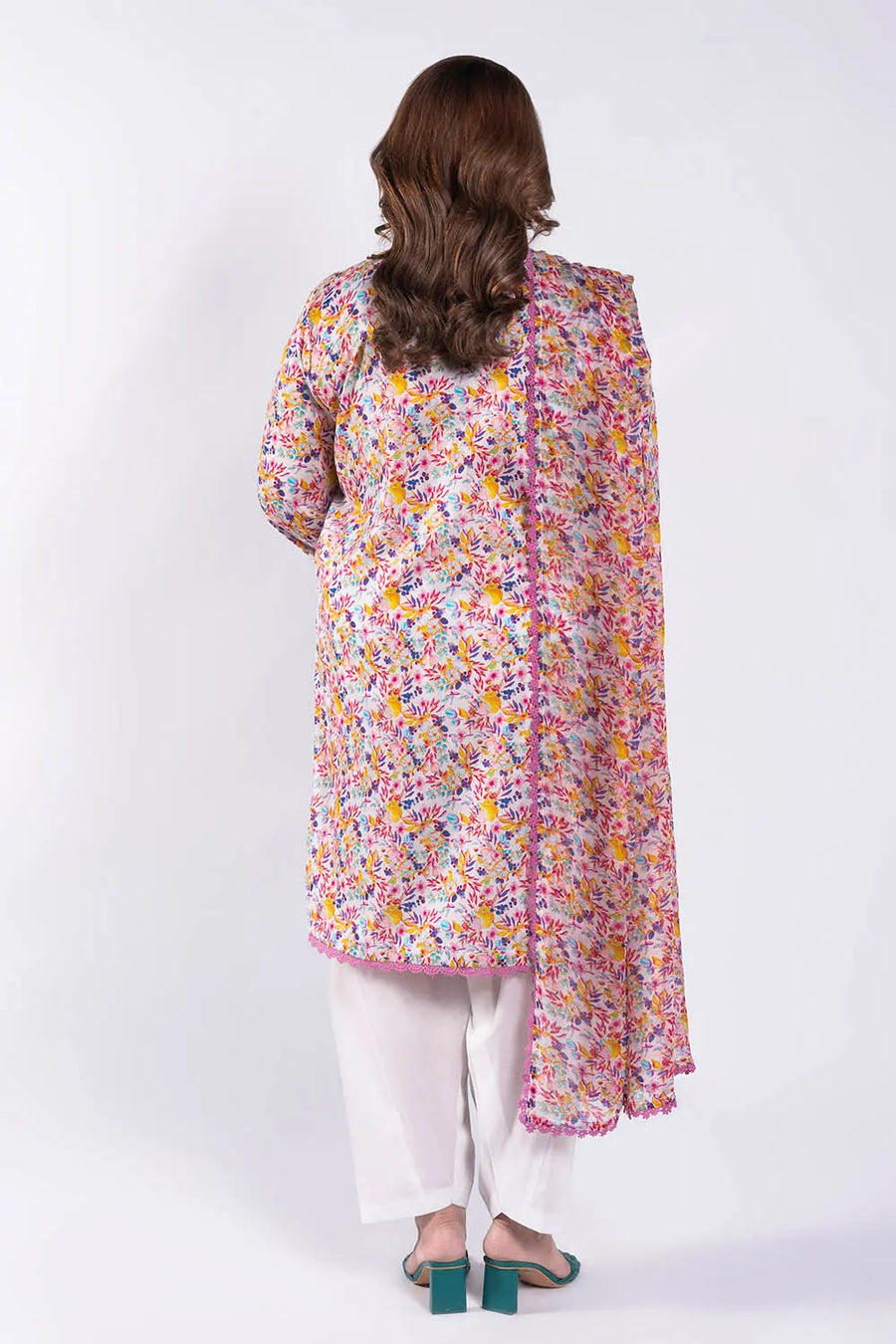Gul Ahmed Tribute To Mother Unstitched Lawn 3Pc Suit BM-52030