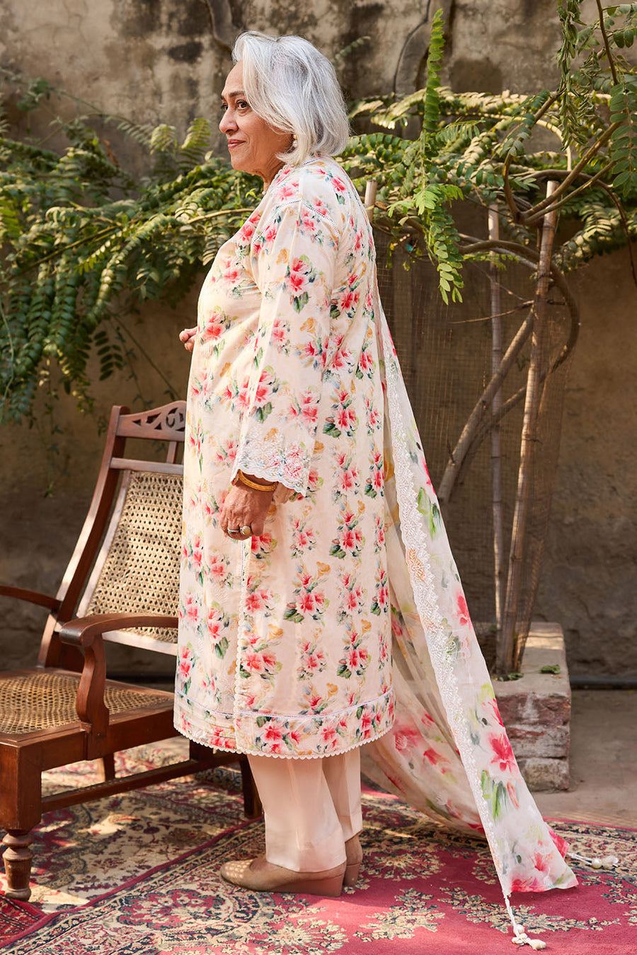 Gul Ahmed Tribute to Mothers Embroidered Lawn Unstitched 3Pc Suit BM-62010