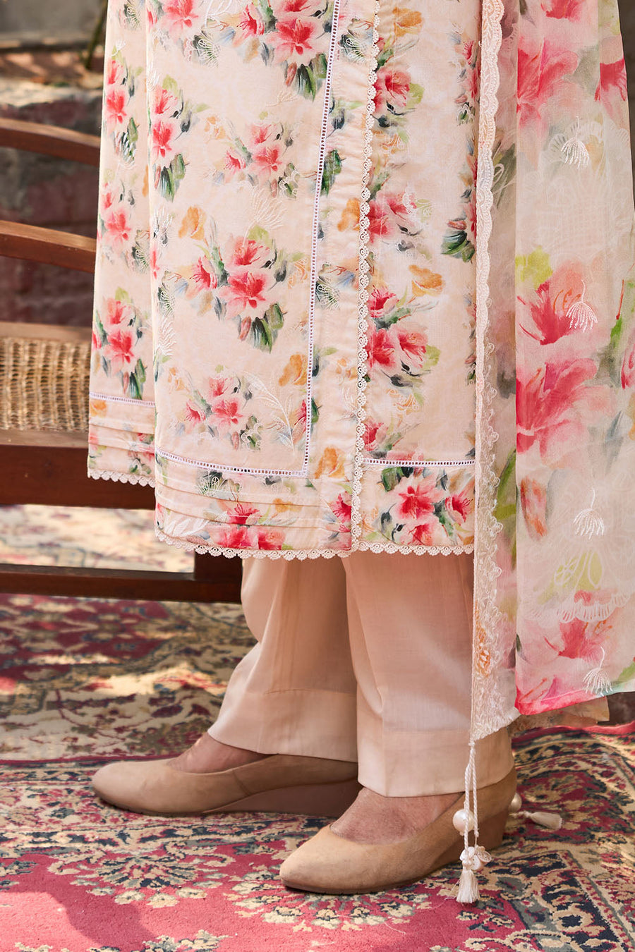 Gul Ahmed Tribute to Mothers Embroidered Lawn Unstitched 3Pc Suit BM-62010