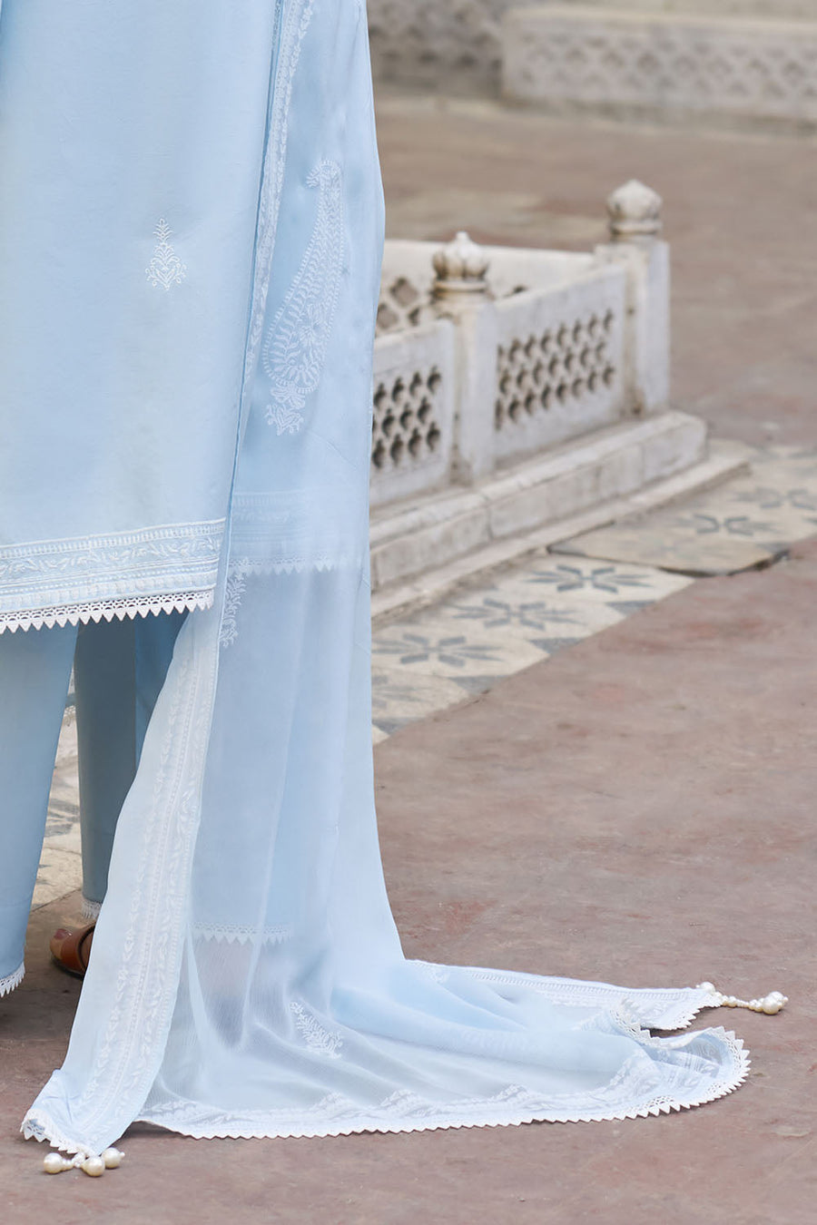 Gul Ahmed Tribute to Mothers Embroidered Lawn Unstitched 3Pc Suit BM-62016