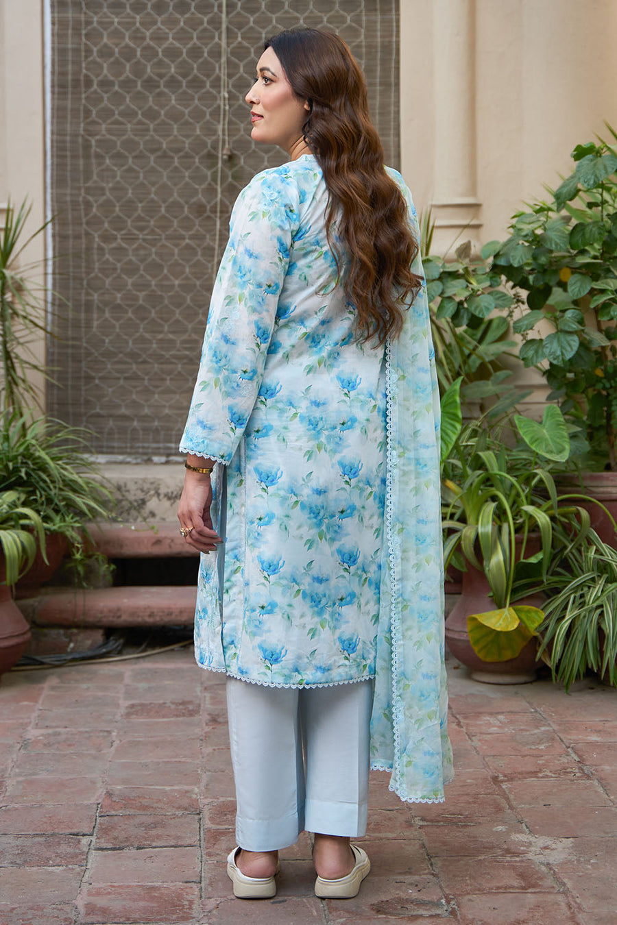 Gul Ahmed Tribute to Mothers Embroidered Lawn Unstitched 3Pc Suit BM-62020