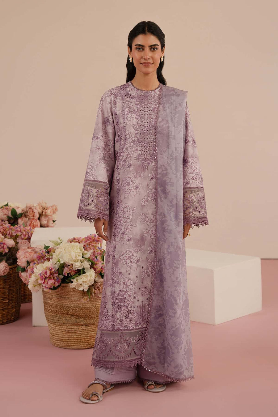 Afrozeh Floral Charm Embroidered Lawn Unstitched 3Pc Suit AL-25-V5-10 Bellerose