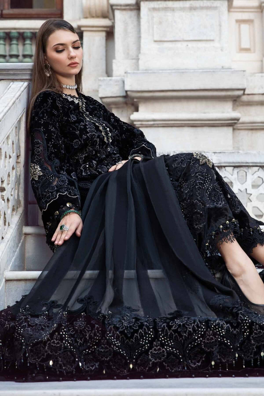 Black_GoldDL-1111-4