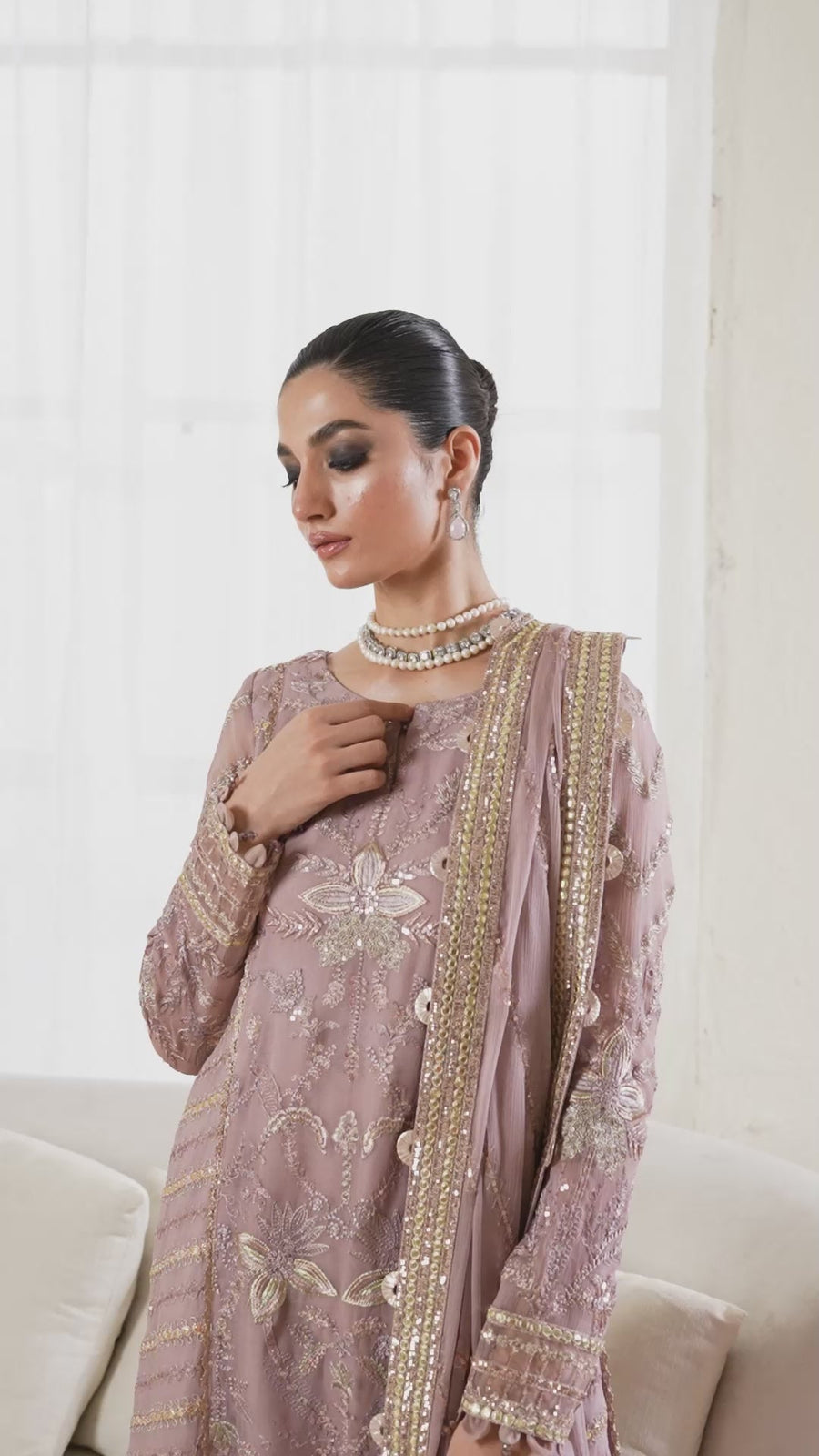 IZNIK Chinon Vol-02 Embroidered Chiffon Unstitched 3Pc Suit CC-48