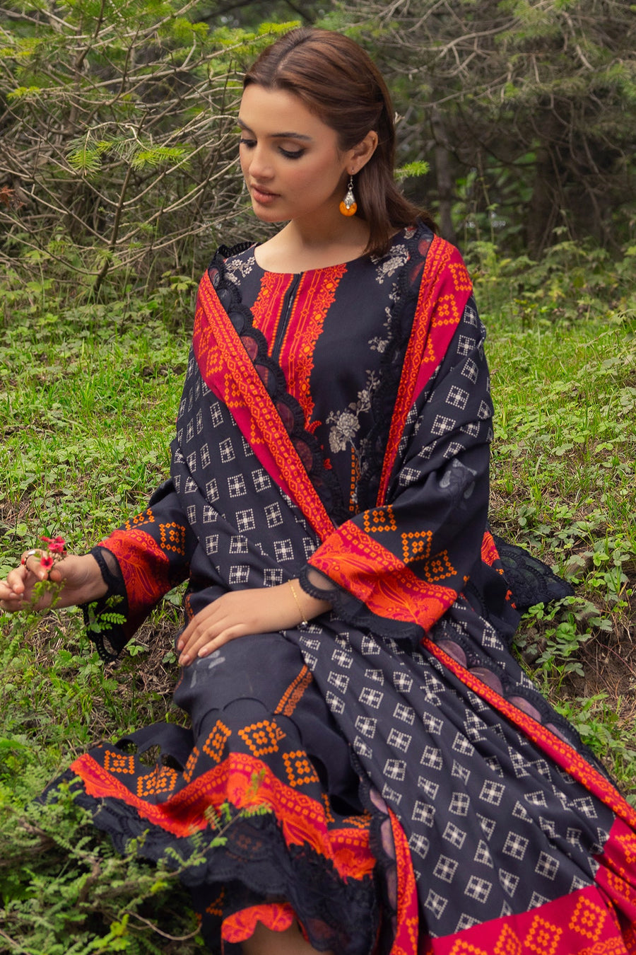 Charizma Combination Embroidered Linen Unstitched 3Pc Suit CCW4-09