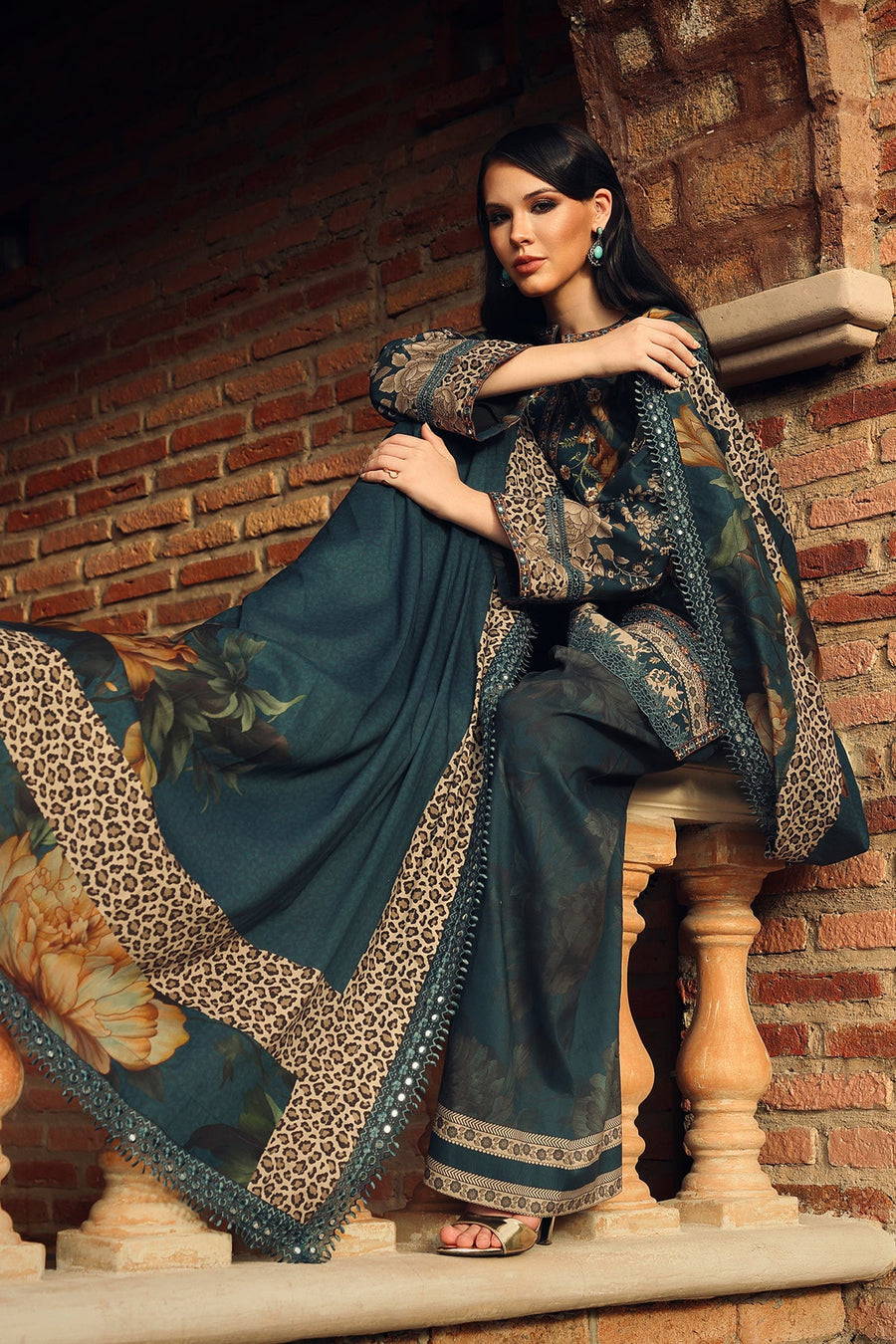 Charizma Combination Embroidered Linen Unstitched 3Pc Suit CCW7-09