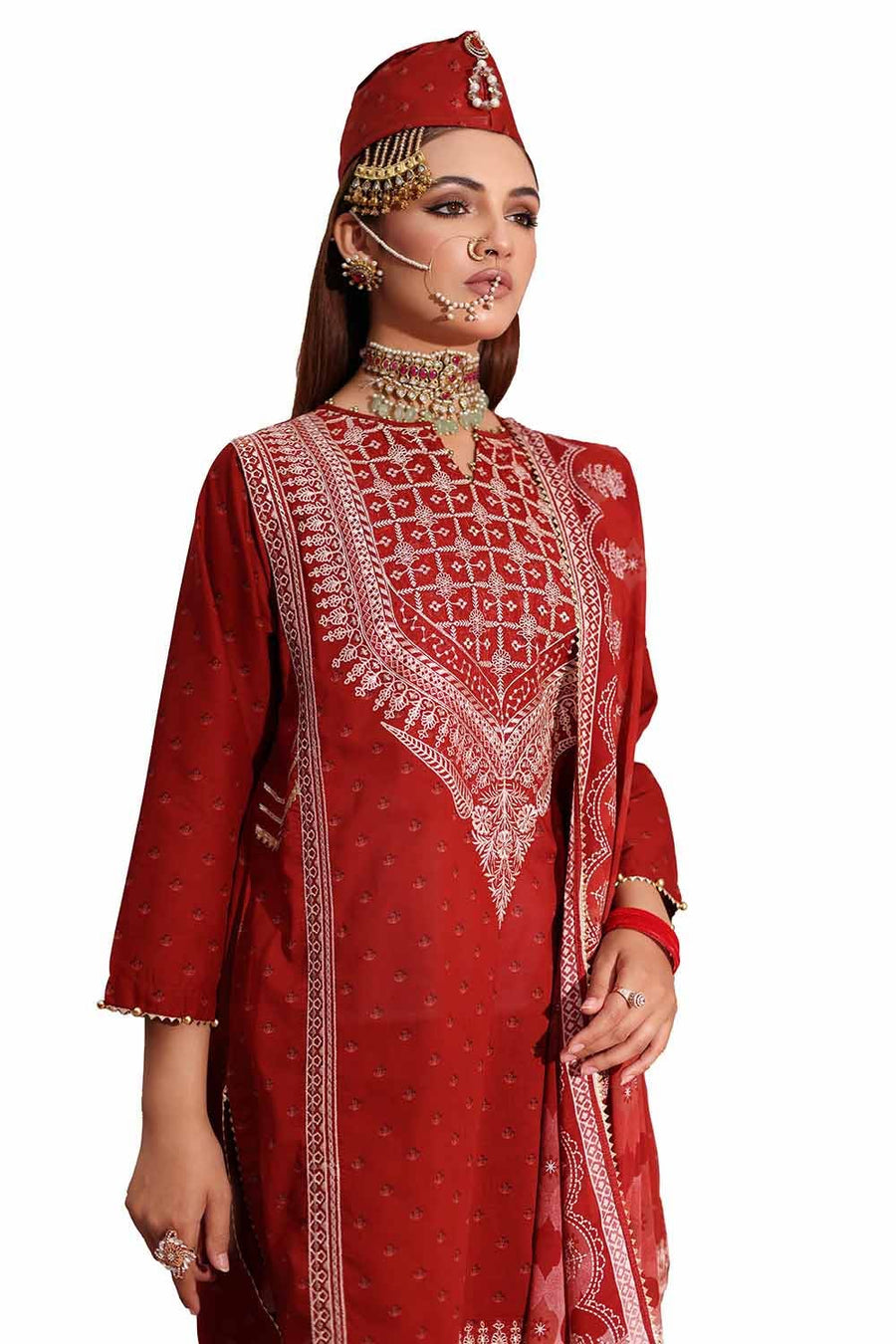 Gul Ahmed Embroidered Lawn Unstitched 3Pc Suit CL-42103