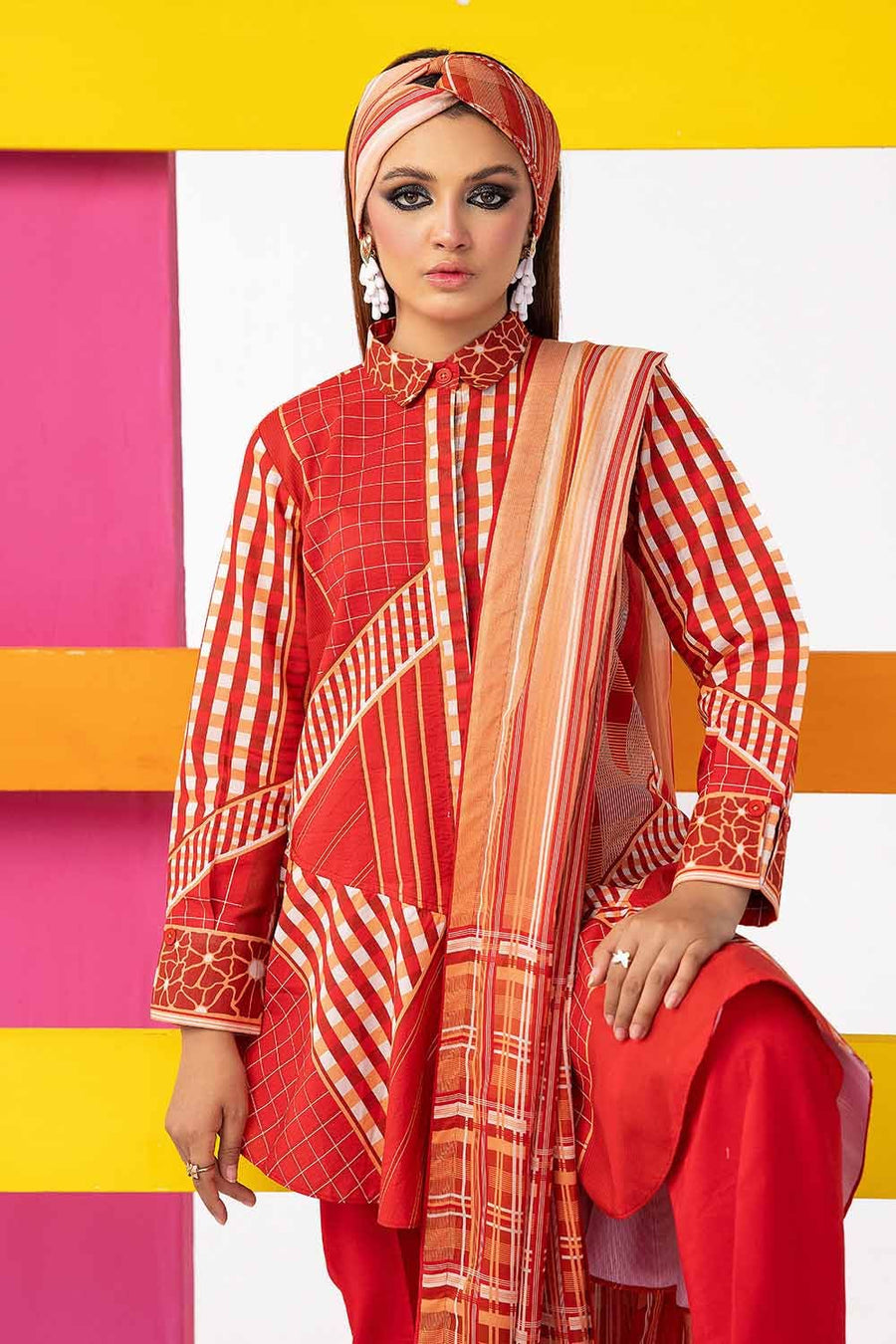 Gul Ahmed Printed Lawn Unstitched 3Pc Suit CL-42147