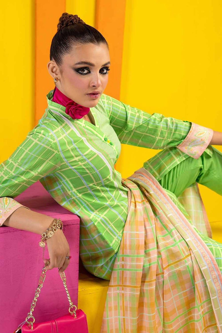 Gul Ahmed Printed Lawn Unstitched 3Pc Suit CL-42148