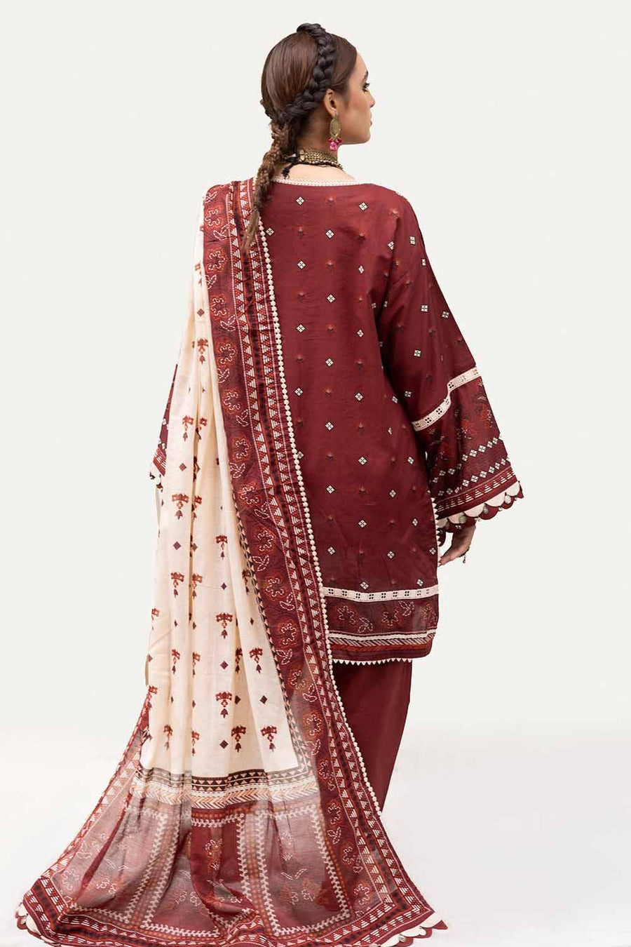 Gul Ahmed Printed Lawn Unstitched 3Pc Suit CL-42206