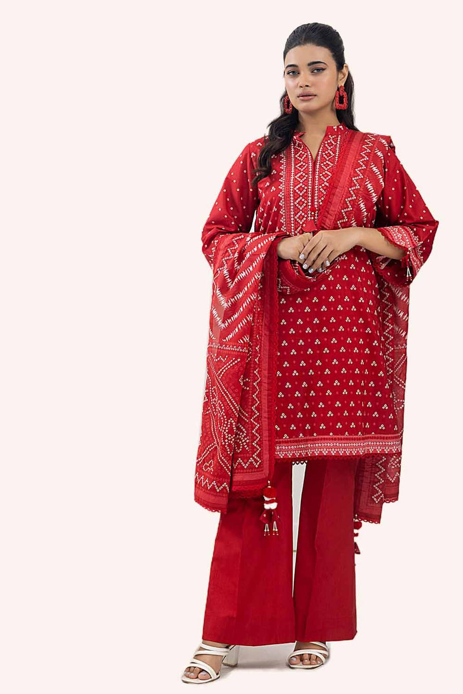 Gul Ahmed Printed Lawn Unstitched 3Pc Suit CL-42241A