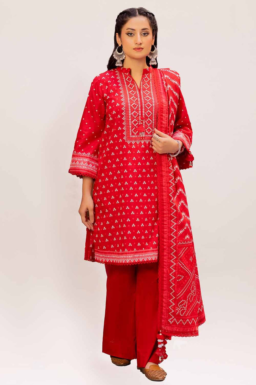 Gul Ahmed Printed Lawn Unstitched 3Pc Suit CL-42241A