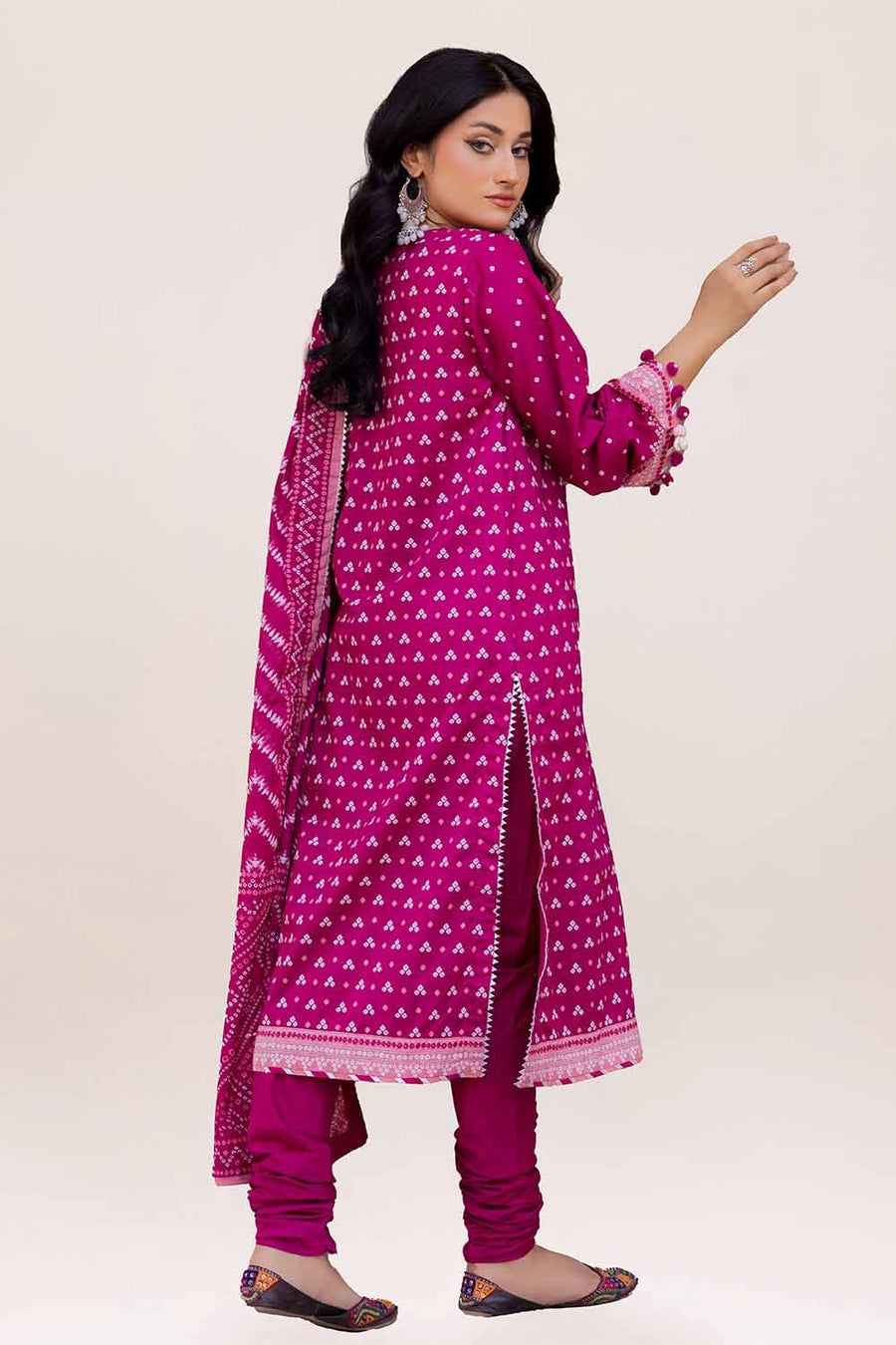 Gul Ahmed Printed Lawn Unstitched 3Pc Suit CL-42241B