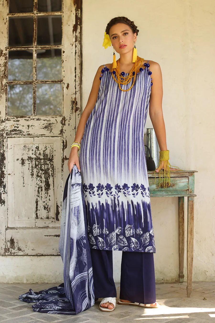 Gul Ahmed The joy Of Summer Printed Lawn Unstitched 3Pc Suit CL-52058