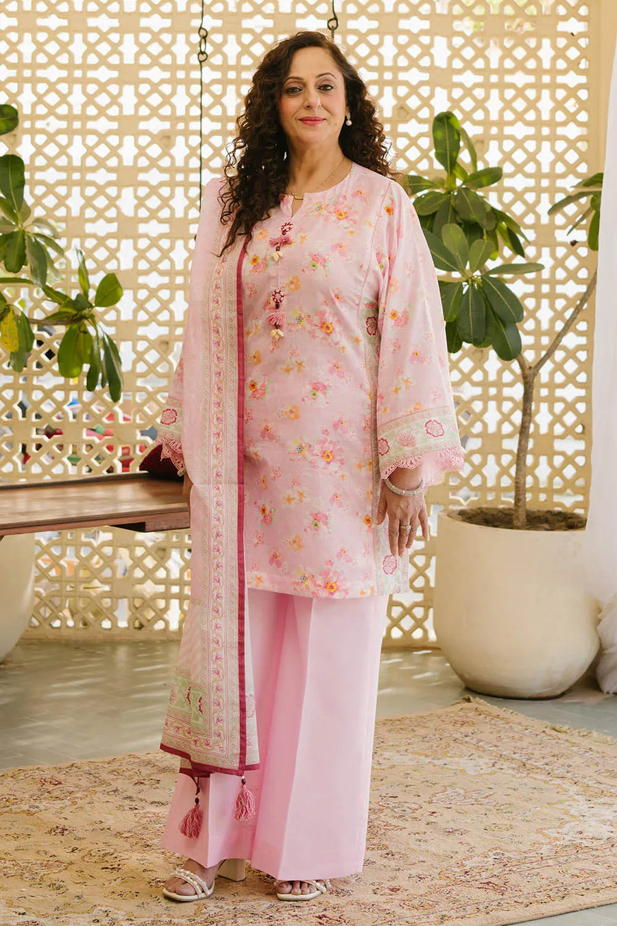 Gul Ahmed Tribute To Mother Unstitched Lawn 3Pc Suit CL-52128 A