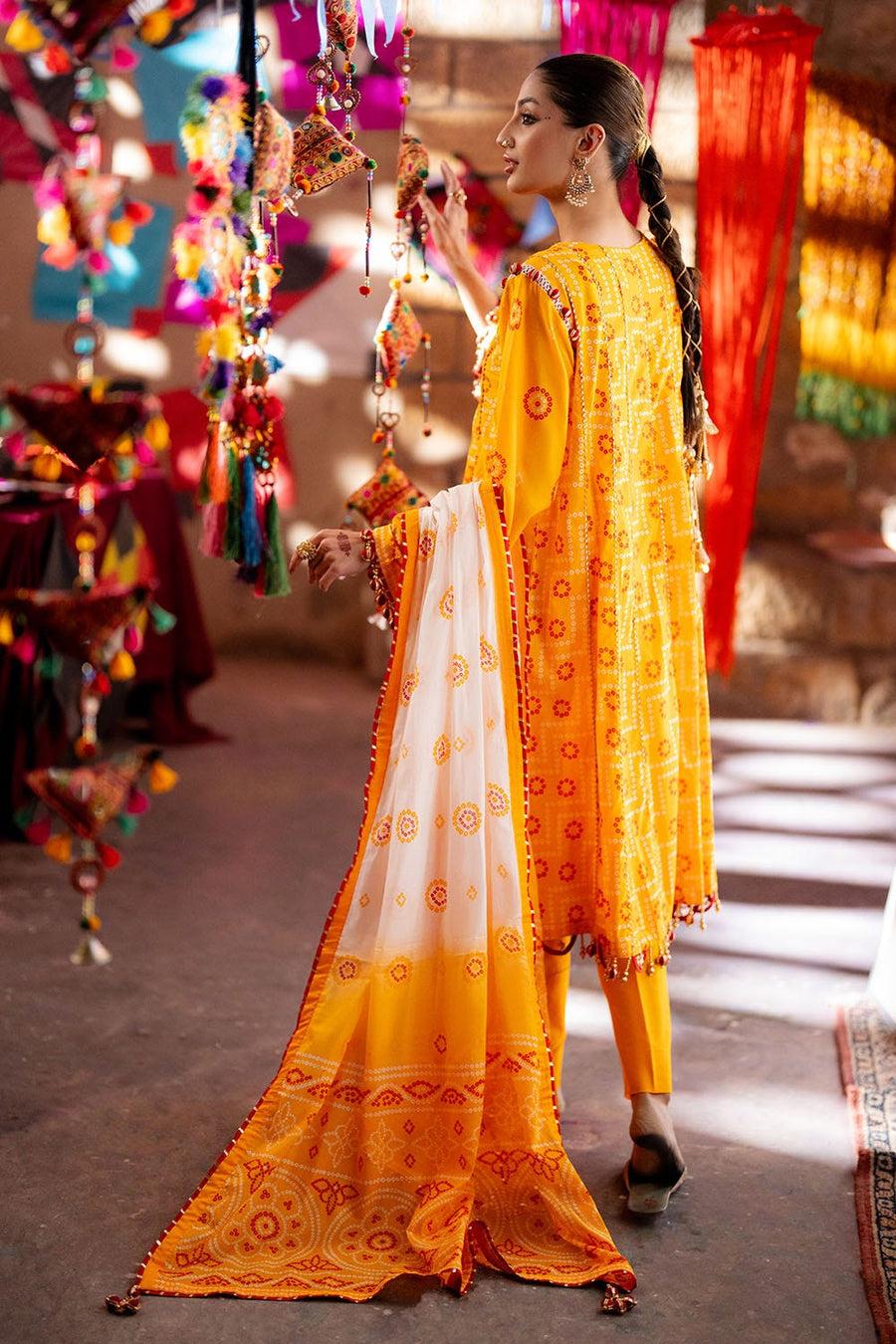 Gul Ahmed Chunri Printed Lawn Unstitched 3Pc Suit CL-52170 A