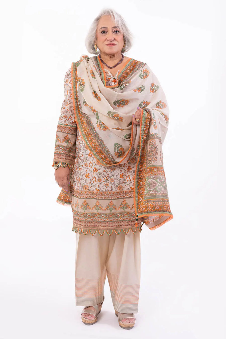 Gul Ahmed Tribute To Mother Unstitched Lawn 3Pc Suit CL-52378 B